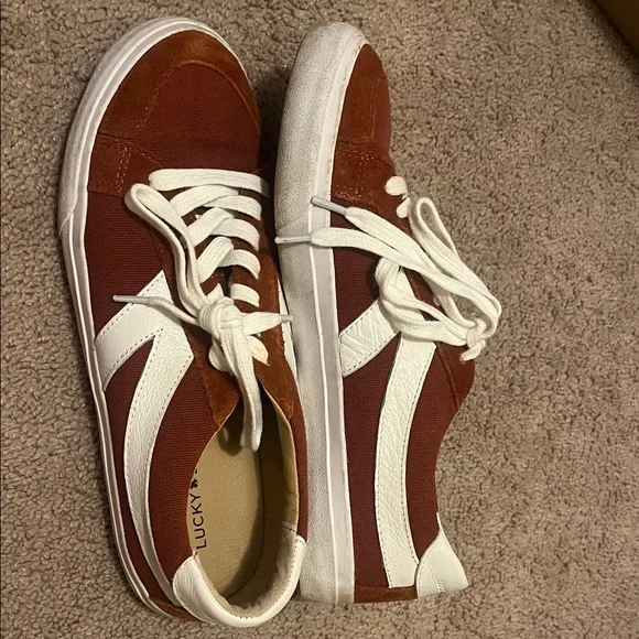 Lucky Brand women’s  Rust and White Sneakers - Picture 5 of 10